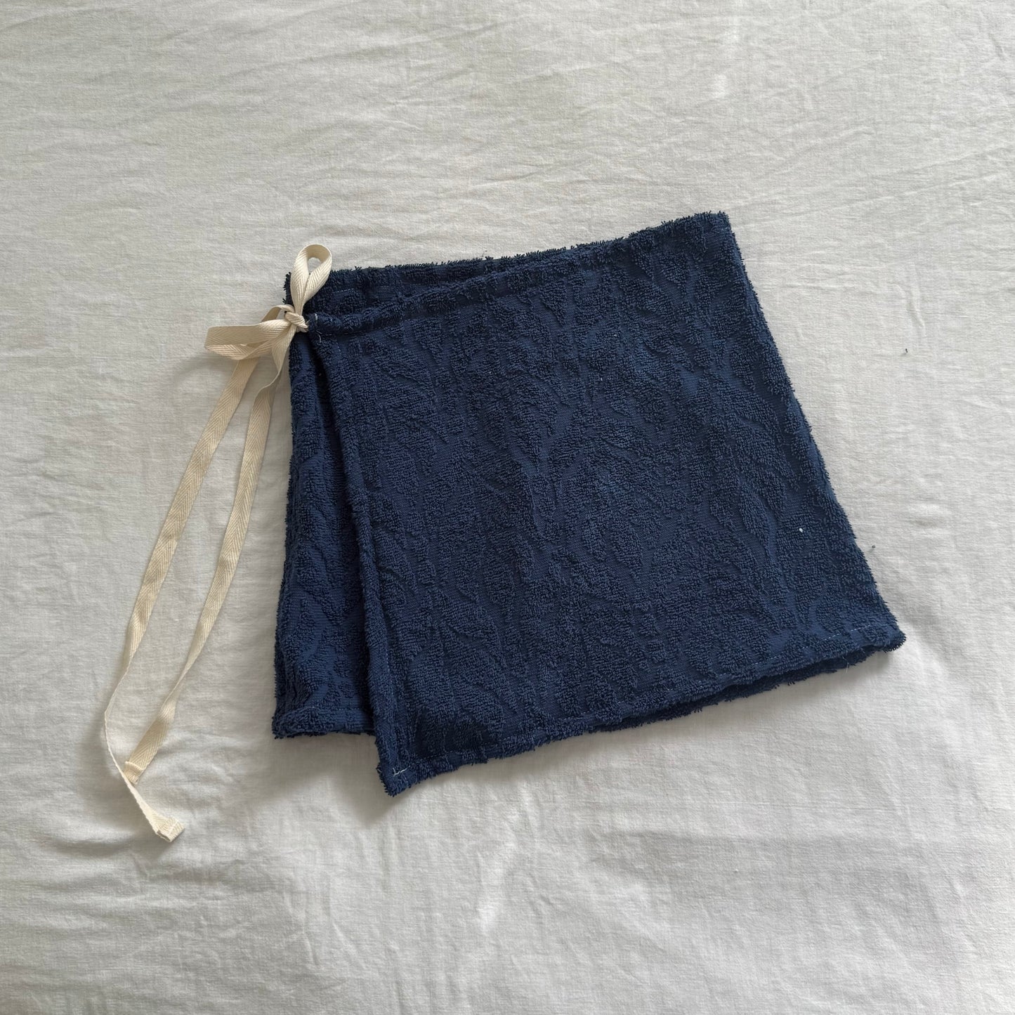Wrap Skirt in NAVY