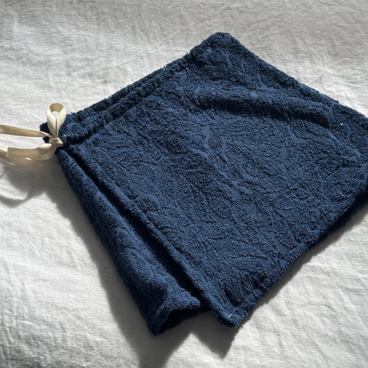 Wrap Skirt in NAVY