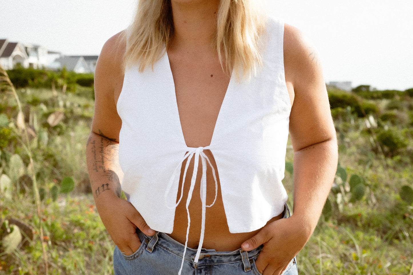 SOLE FRONT TIE VEST